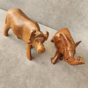 Hand carved animal figurine lot 2 brown wood Buffalo Elephant Africa Made Kenya